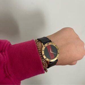 Vintage Gucci watch Shelly line dial with brown leather band
